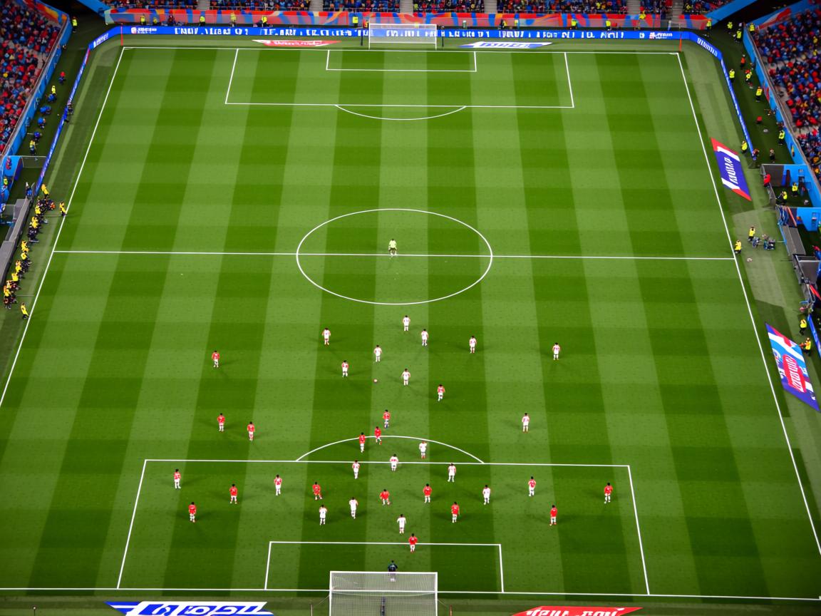 开云体育在线登入-中锋是否应主动参与外线传球转移，中锋在球队的作用  第2张