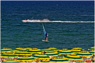 开云体育娱乐-“快艇冲浪：速度、力量与技术的融合，马鞍山赛场极限对决”